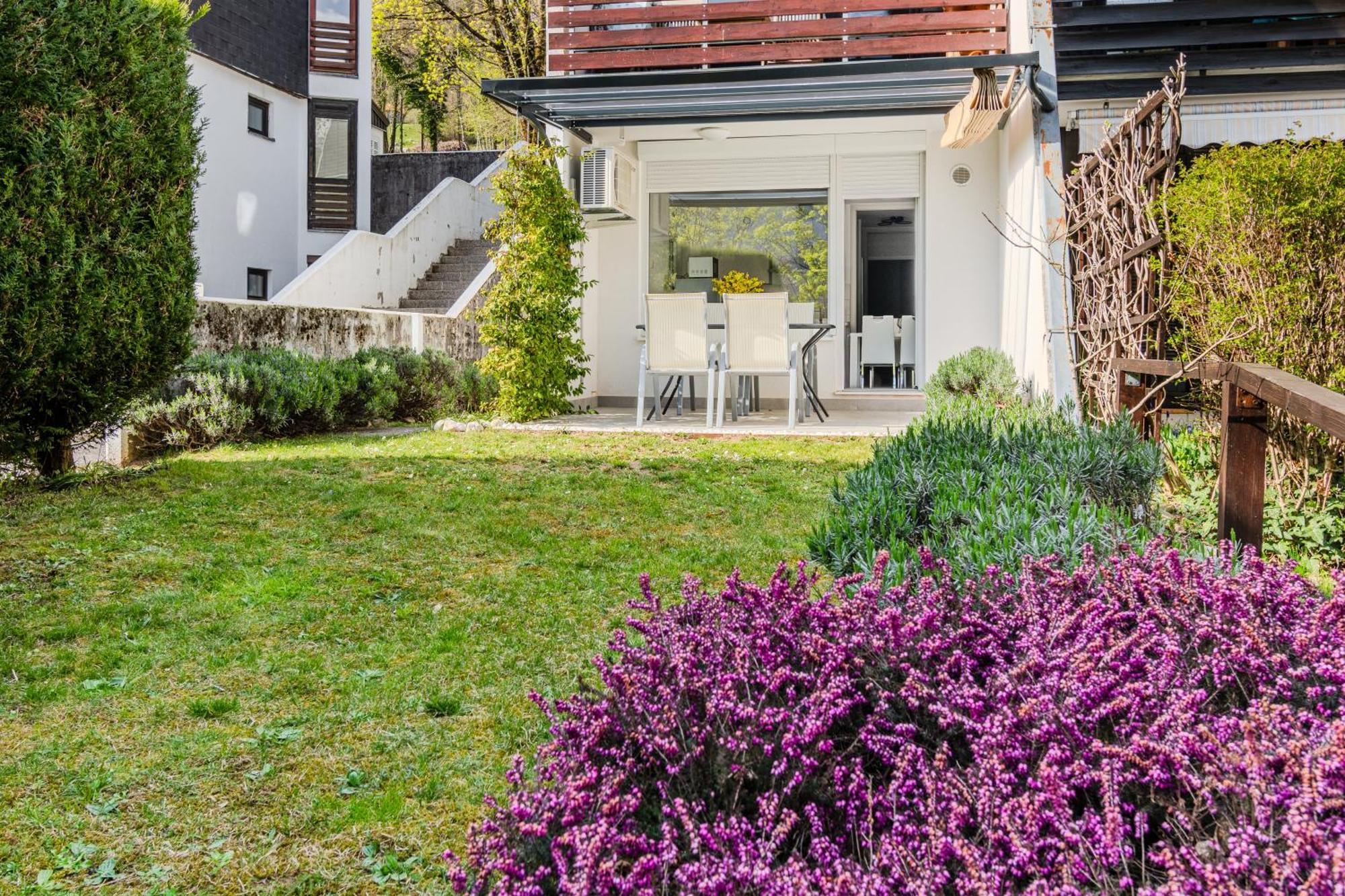 Apartment Mojca Bovec Exterior photo